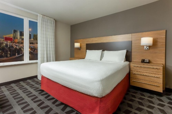TownePlace Suites By Marriott Las Vegas Stadium District image 15
