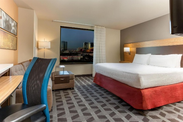TownePlace Suites By Marriott Las Vegas Stadium District image 6